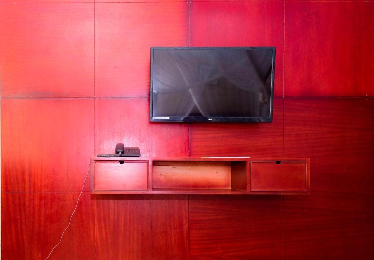 Sapphire Hotel Entebbe Kigo Kajansi 외부 사진