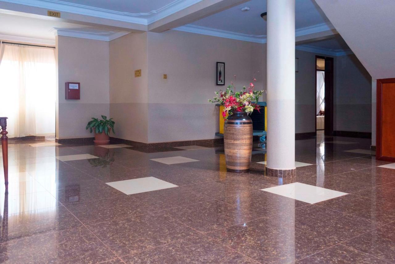 Sapphire Hotel Entebbe Kigo Kajansi 외부 사진