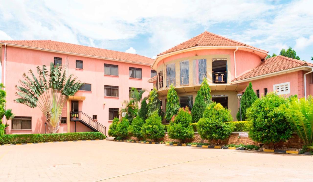 Sapphire Hotel Entebbe Kigo Kajansi 외부 사진