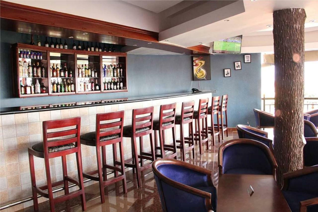 Sapphire Hotel Entebbe Kigo Kajansi 외부 사진