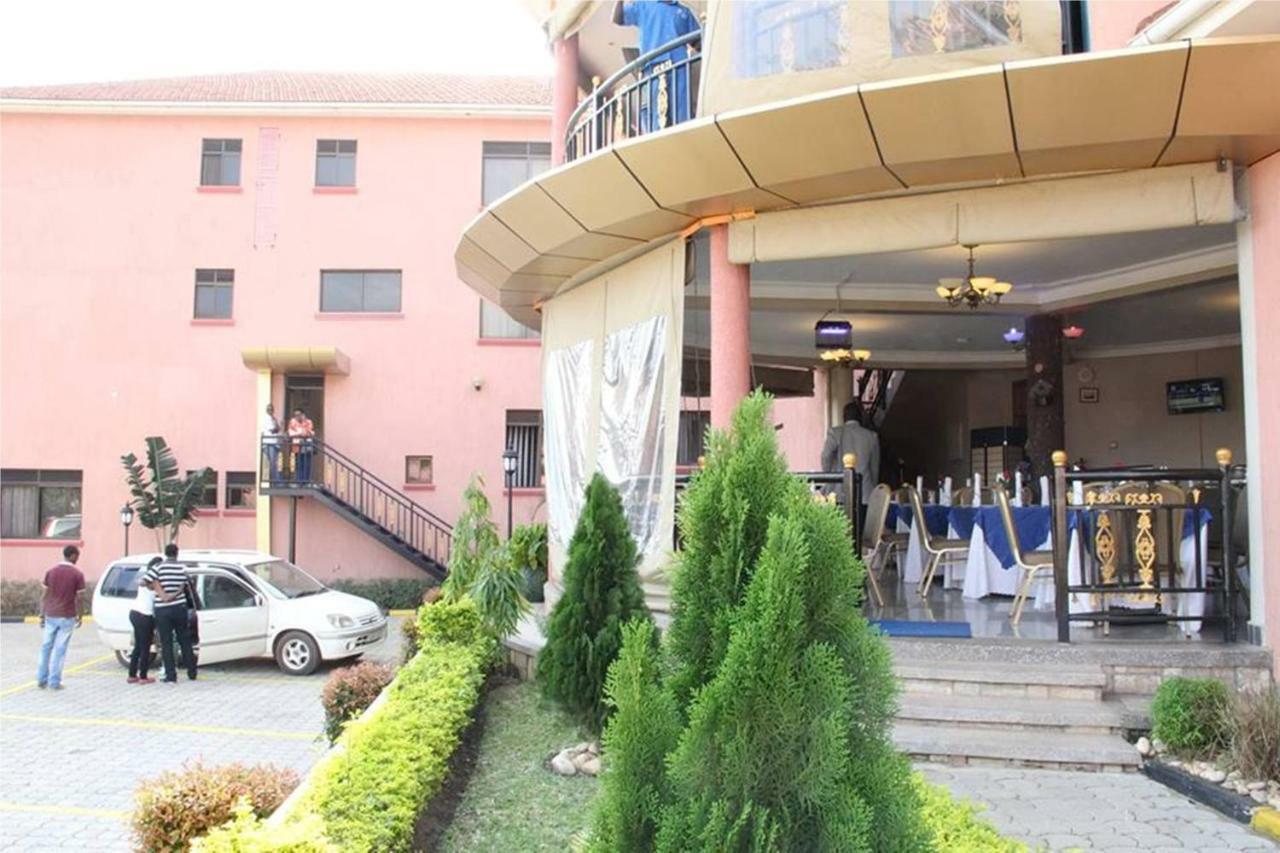 Sapphire Hotel Entebbe Kigo Kajansi 외부 사진